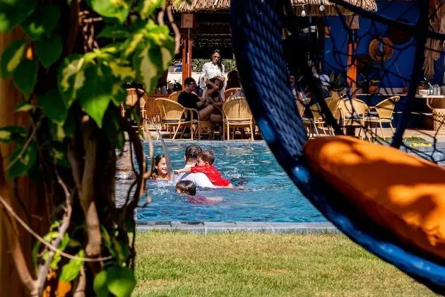 Deluxe Dört Kişilik Oda