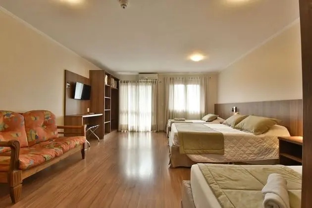 Standard Dört Kişilik Oda