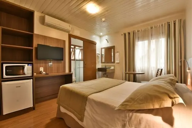 Standard Tek Büyük Yataklı Oda