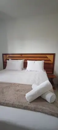 Basic Tek Büyük Yataklı Oda