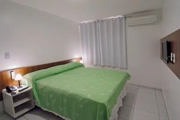 Üç Kişilik Oda