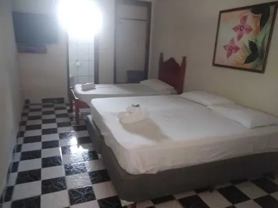 Basic Üç Kişilik Oda