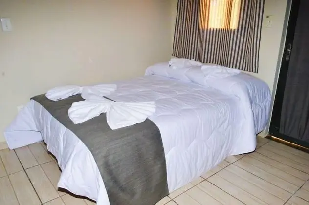 Luxury Tek Büyük Yataklı Oda