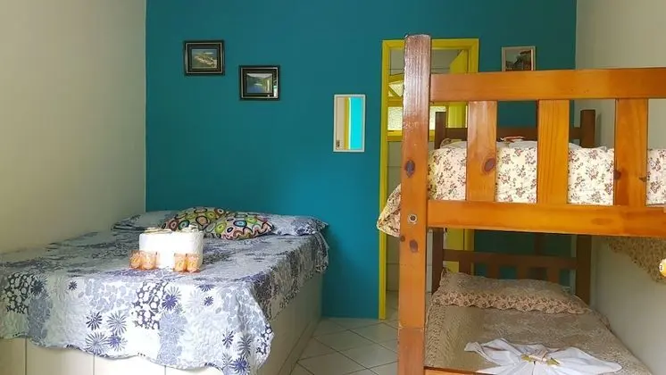 Üç Kişilik Oda