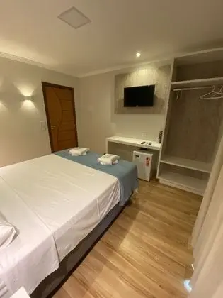 Standard Tek Büyük Yataklı Oda