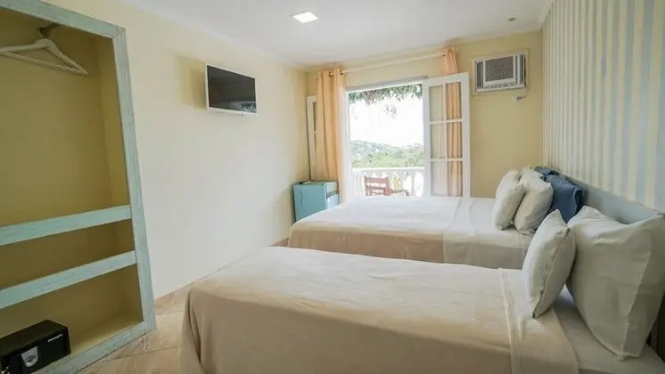 Standard Üç Kişilik Oda, Balkon