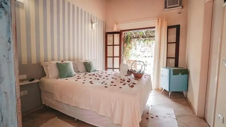 Tek Büyük veya İki Ayrı Yataklı Oda, Balkon, Bahçe Manzaralı
