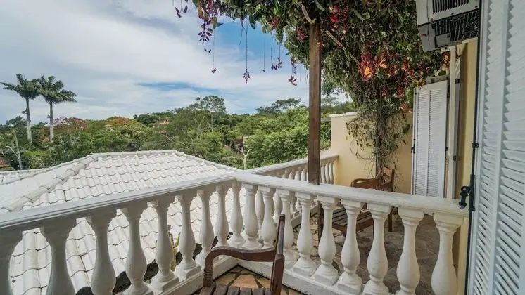 Tek Büyük veya İki Ayrı Yataklı Oda, Balkon, Bahçe Manzaralı