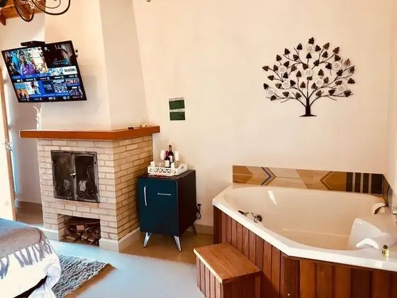 Luxury Süit, Jakuzi