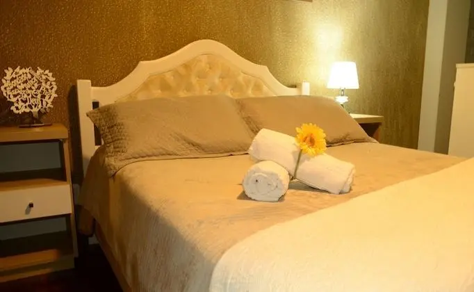 Classic Tek Büyük Yataklı Oda