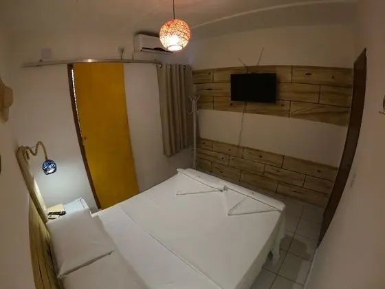 Traditional Tek Büyük Yataklı Oda