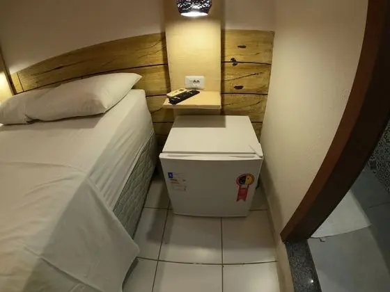 Traditional Tek Büyük Yataklı Oda