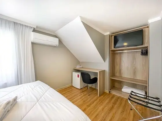 Deluxe Tek Büyük veya İki Ayrı Yataklı Oda