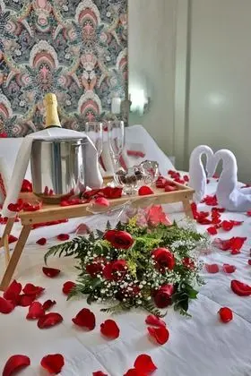 Deluxe Üç Kişilik Oda