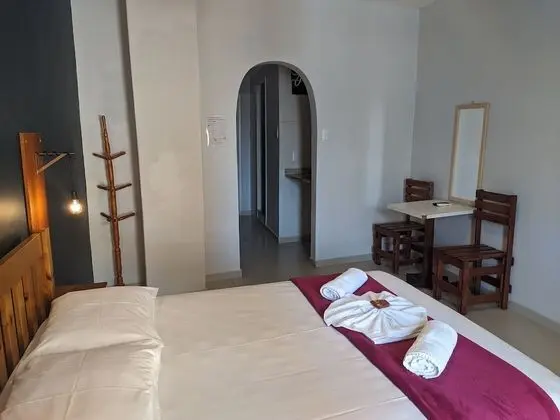 Basic Tek Büyük Yataklı Oda (With Air Conditioning)