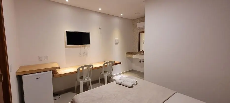 Standard Tek Büyük Yataklı Oda