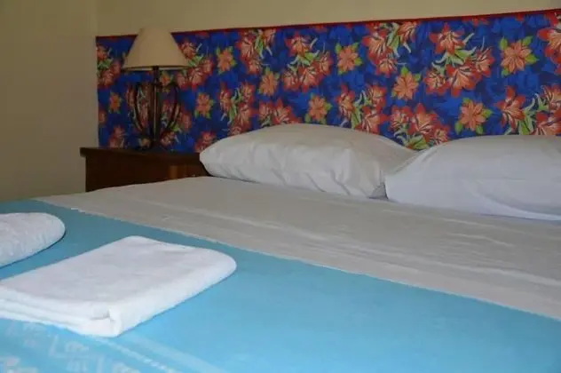 Basic Tek Büyük Yataklı Oda