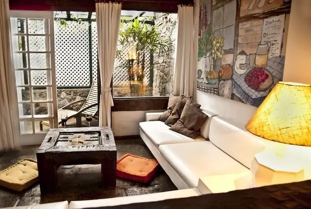 Superior Stüdyo, Balkon