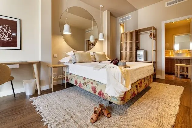 Superior Tek Büyük veya İki Ayrı Yataklı Oda