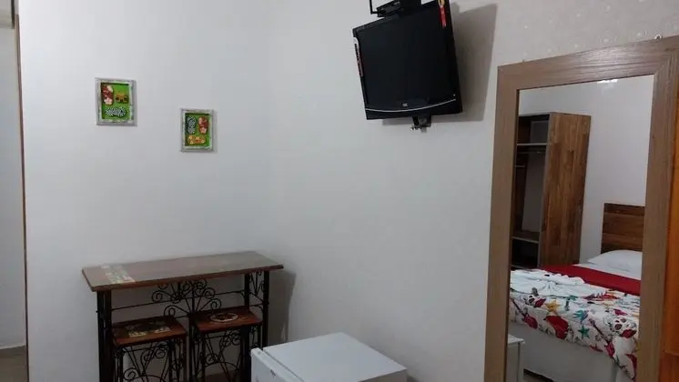 Üç Kişilik Oda