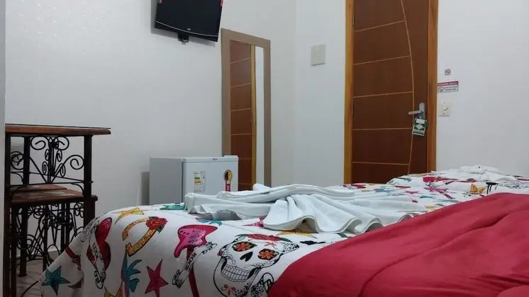 Üç Kişilik Oda