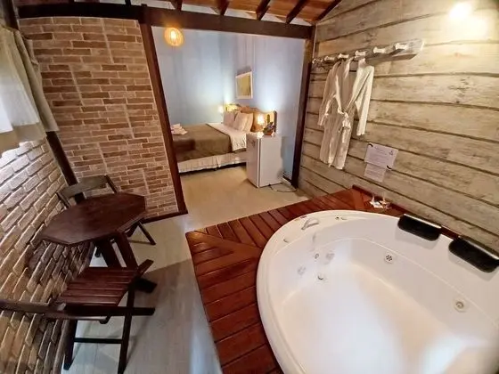 Luxury Oda