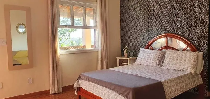 Suíte com Vista para o Lago (Bloco Sol)