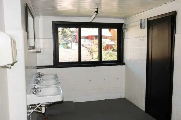 Economy Ortak Ranzalı Oda, 1 Çift Kişilik Yatak, Avlu Manzaralı