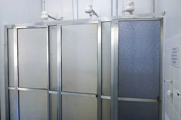 Economy Ortak Ranzalı Oda, 1 Çift Kişilik Yatak, Avlu Manzaralı