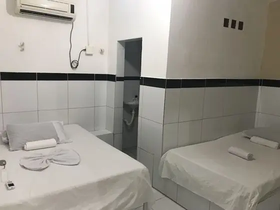 Üç Kişilik Oda