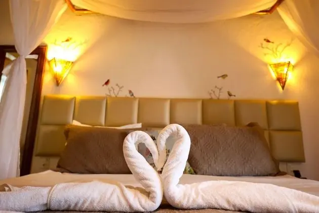 Comfort Tek Büyük Yataklı Oda