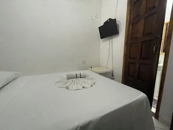 Basic Tek Büyük Yataklı Oda (External Private Bathroom)