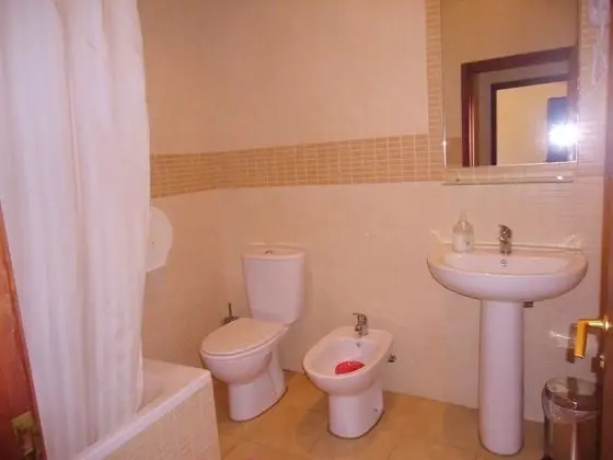 Tek Büyük veya İki Ayrı Yataklı Oda, Özel Banyo
