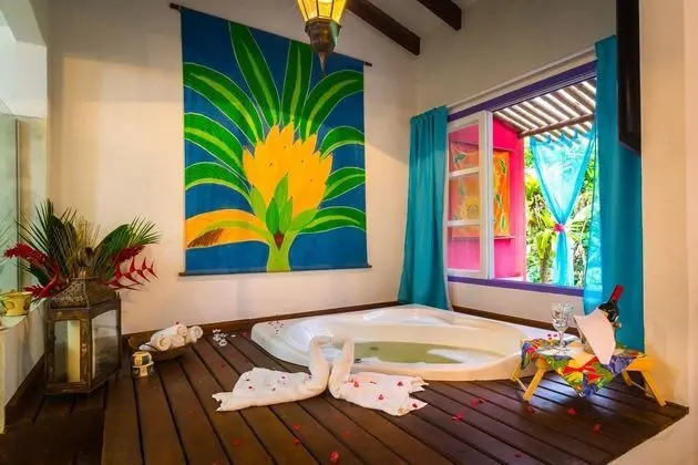 Suite Super Luxo com Hidromassagem Saira
