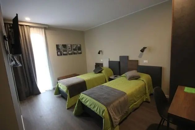 Tek Büyük veya İki Ayrı Yataklı Oda