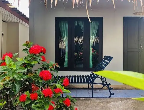 Deluxe Beach Bungalow A/C