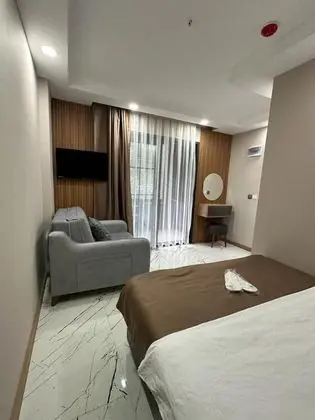 Deluxe King Oda, Göl Manzaralı, Balkonlu