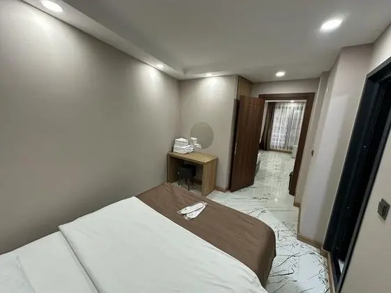 Suite, Manzarasız, Balkonsuz