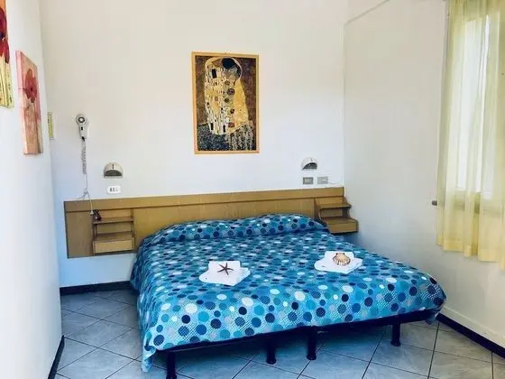 Tek Büyük veya İki Ayrı Yataklı Oda