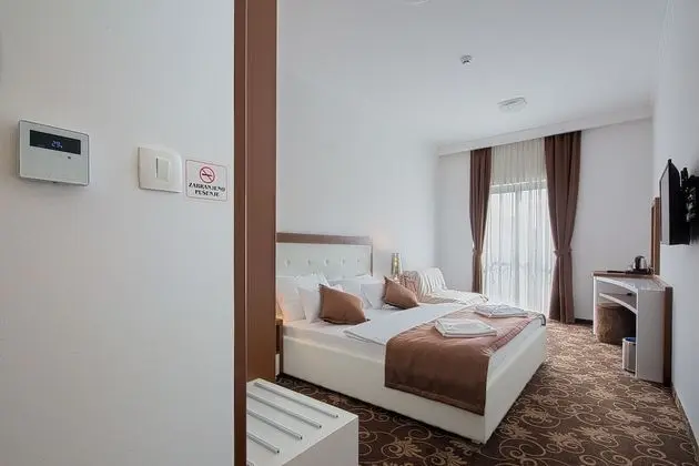 Standard Tek Büyük veya İki Ayrı Yataklı Oda, 2 Tek Kişilik Yatak, Şehir Manzaralı