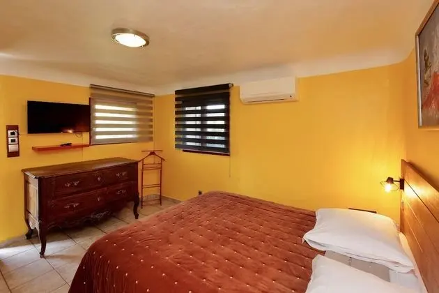 Standard Tek Büyük Yataklı Oda