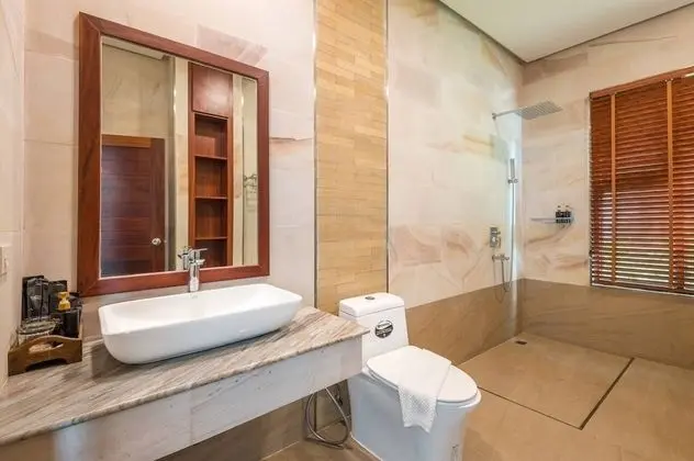 Deluxe Room with Ocean View