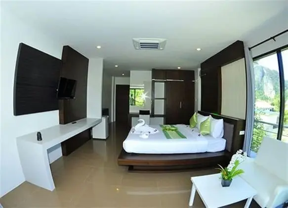 Deluxe Oda, Kısmi Deniz Manzaralı