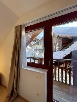 Deluxe Stüdyo (Apartma z 1 spalnico in balkonom)