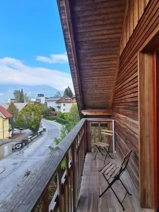 Deluxe Stüdyo (Apartma z 1 spalnico in balkonom)