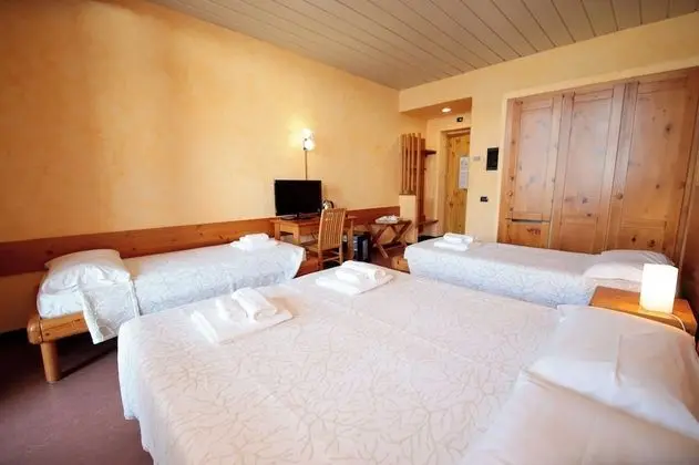 Basic Dört Kişilik Oda