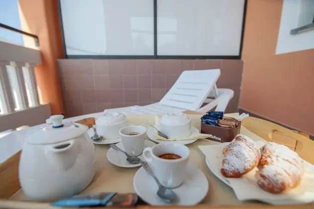 Comfort Büyük Yataklı Tek Kişilik Oda