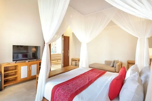 Romantic Süit, 1 Yatak Odası, Havuz Manzaralı