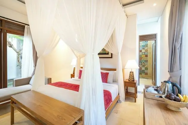 Romantic Süit, 1 Yatak Odası, Havuz Manzaralı
