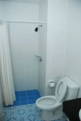 Standard Twin Room with Seaview